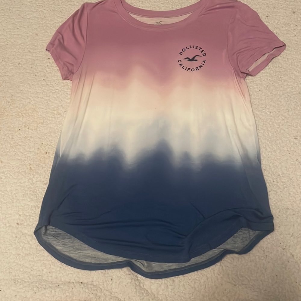 Holister T shirt